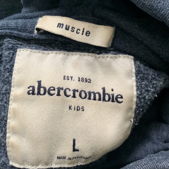 Abercombie Hoodie - Picture 2 of 2